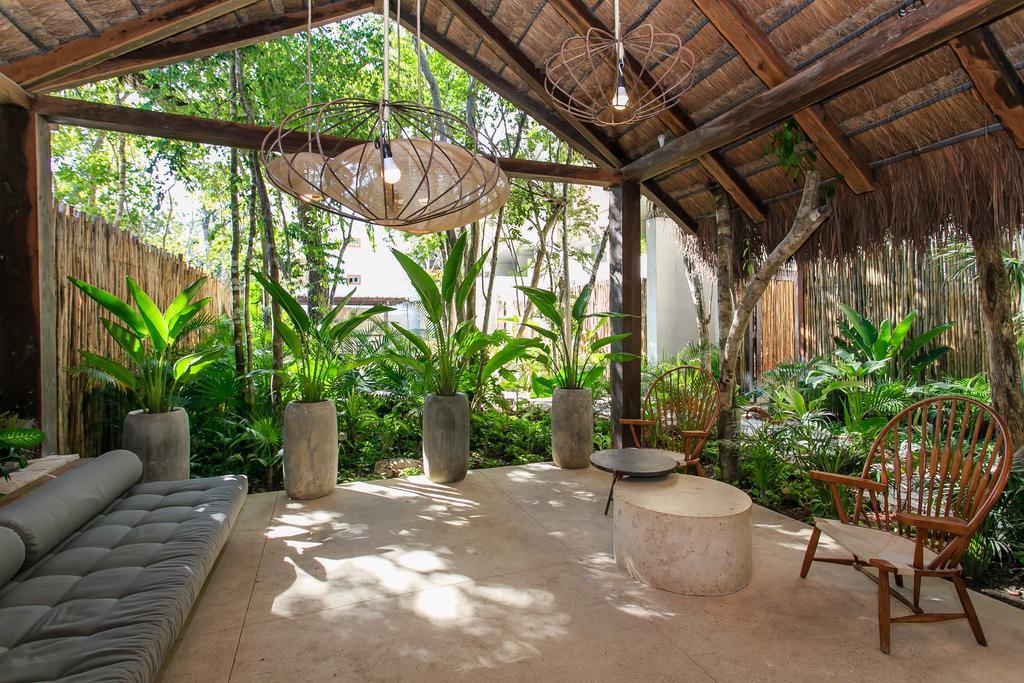 Eco-Chic Design Condos Wrapped In Nature'S Elements By Stella Rentals تولوم المظهر الخارجي الصورة