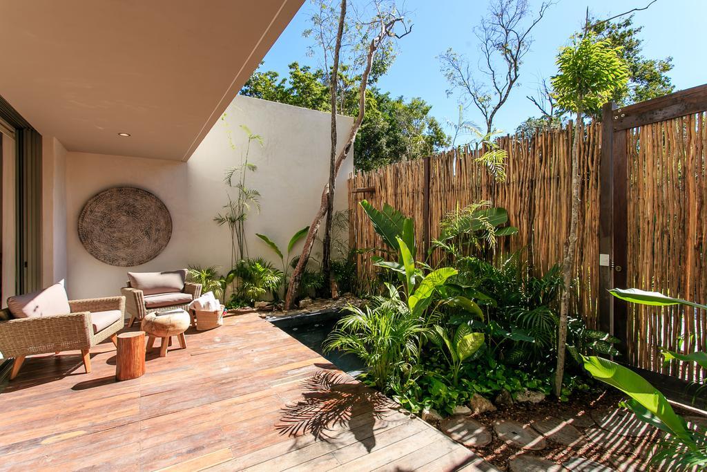 Eco-Chic Design Condos Wrapped In Nature'S Elements By Stella Rentals تولوم المظهر الخارجي الصورة