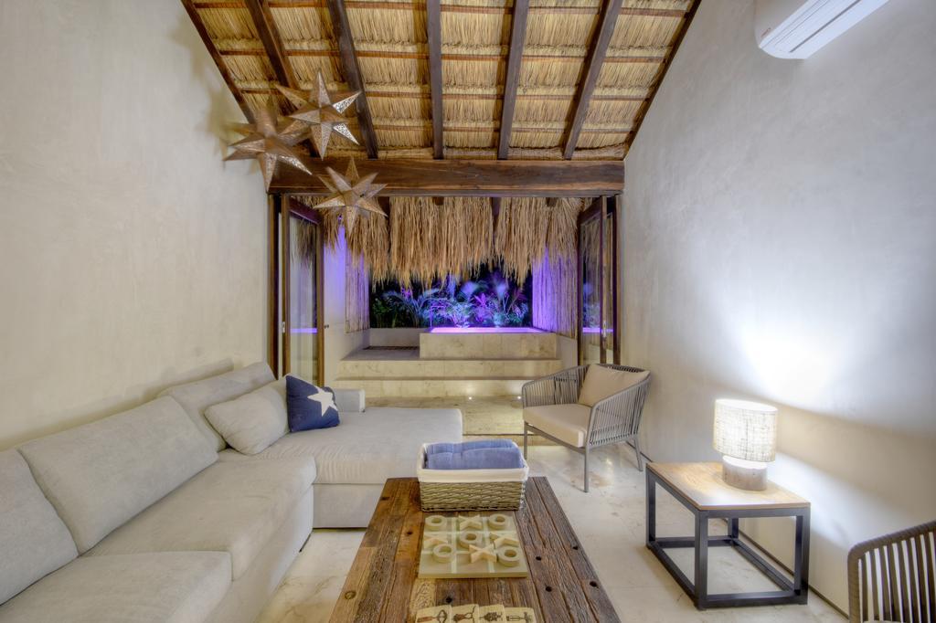 Eco-Chic Design Condos Wrapped In Nature'S Elements By Stella Rentals تولوم المظهر الخارجي الصورة